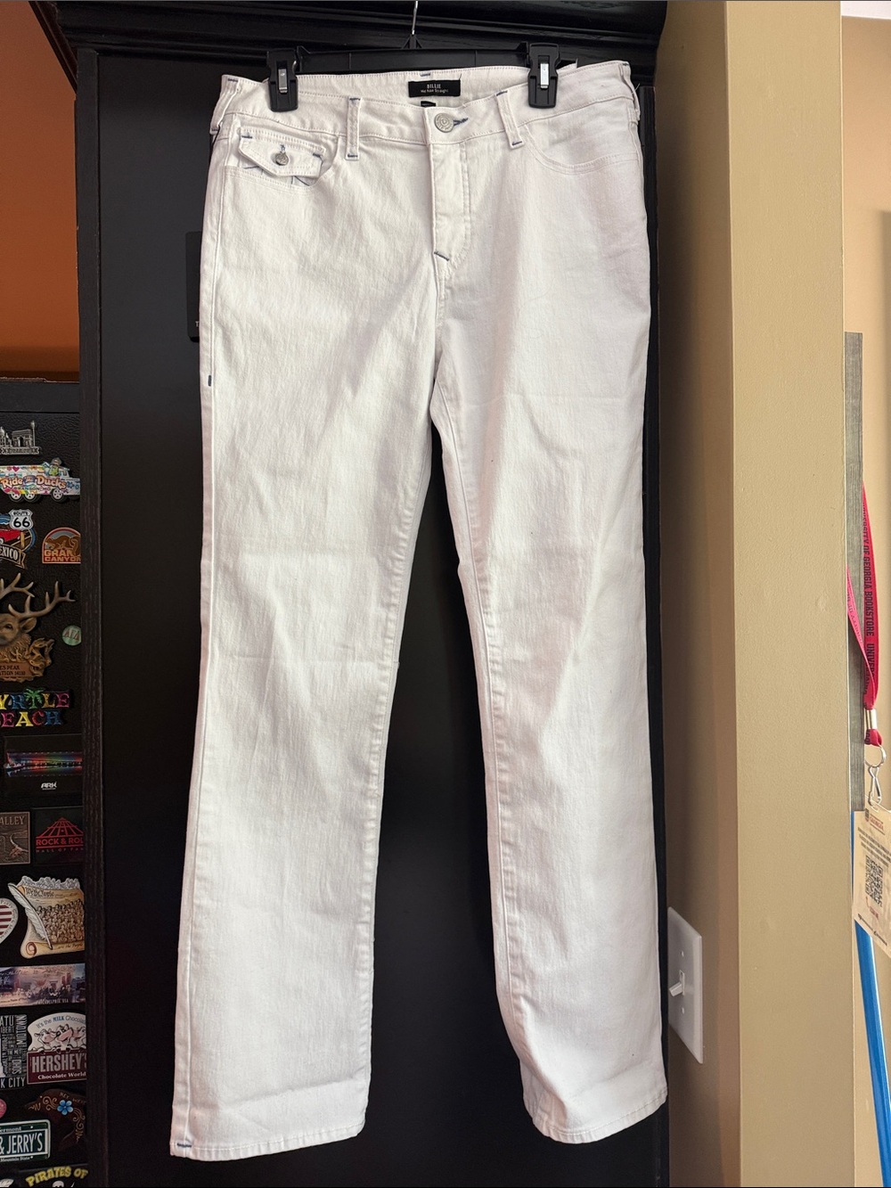 Women's True Religion Billie White Straight-Leg Jeans 32